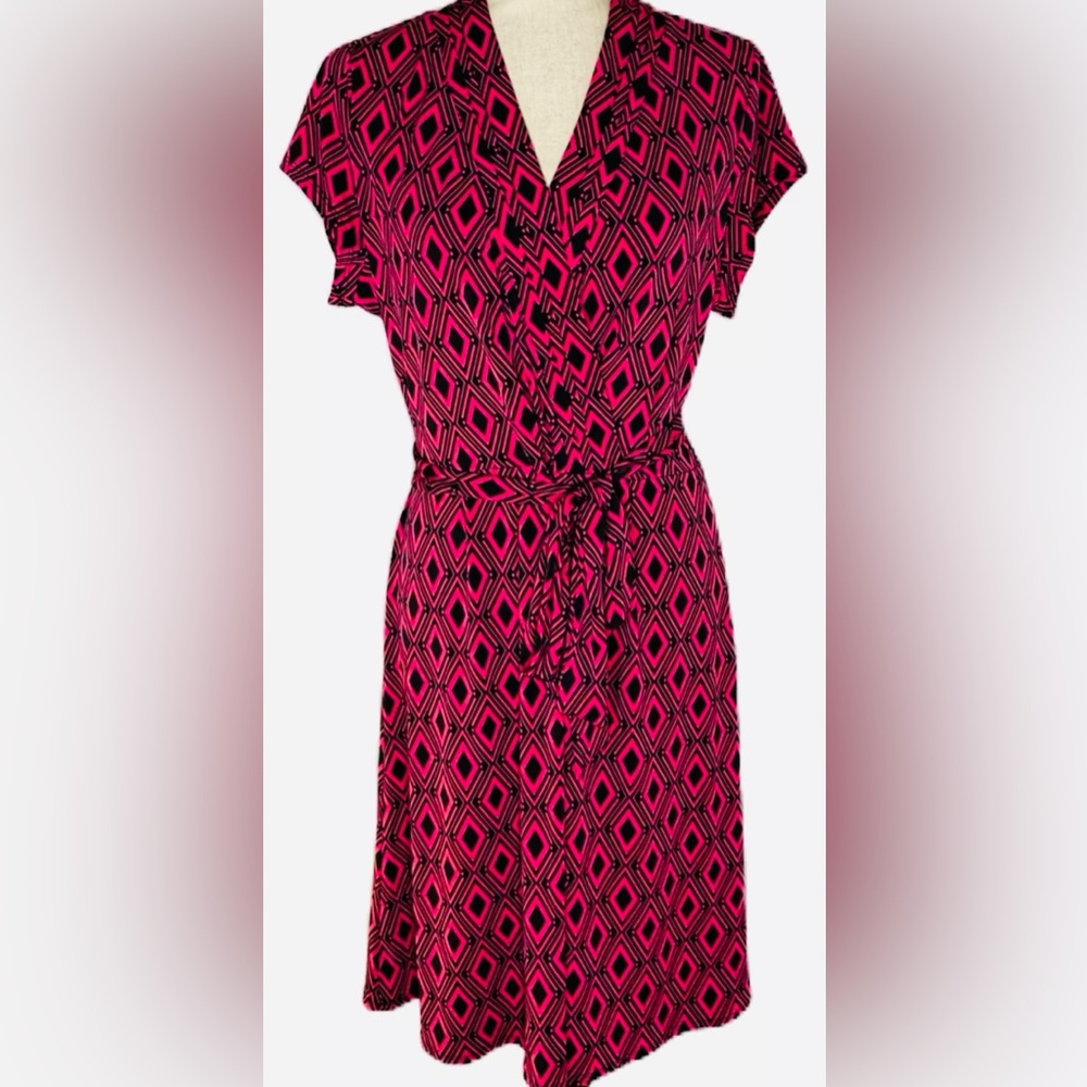 LIZ CLAIBORNE Dress Pink Black Cap Sleeve Belted Faux Wrap Sz M Stretchy NWOT